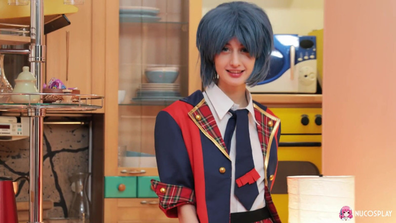 Nu Cosplay: Awek berambut biru Sasha Paige suka mengongkek pepek kecilnya yang...
