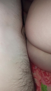 Cummed w słodkiej cipce przyrodniej siostry