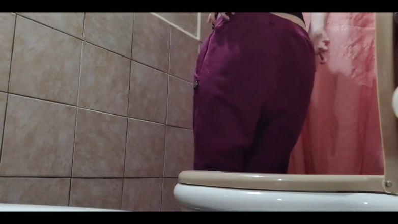 RavenHearth666VIP: Pee at Night. I Was About to Go to Sleep...