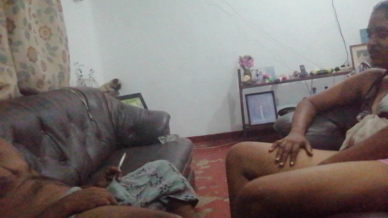 Tina Baby: Father in Law's Gigantic Dick Hangs Out Under His Sarom...