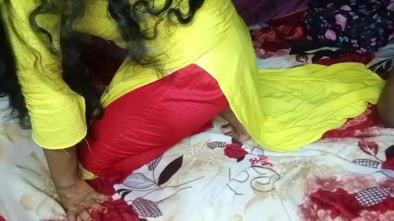 Deshi women: Student Deshi Sucks Small Cock of Teacher and Gets Fucked...