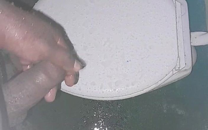 Tharukshi: Šťastný konec koupání na Srí Lance