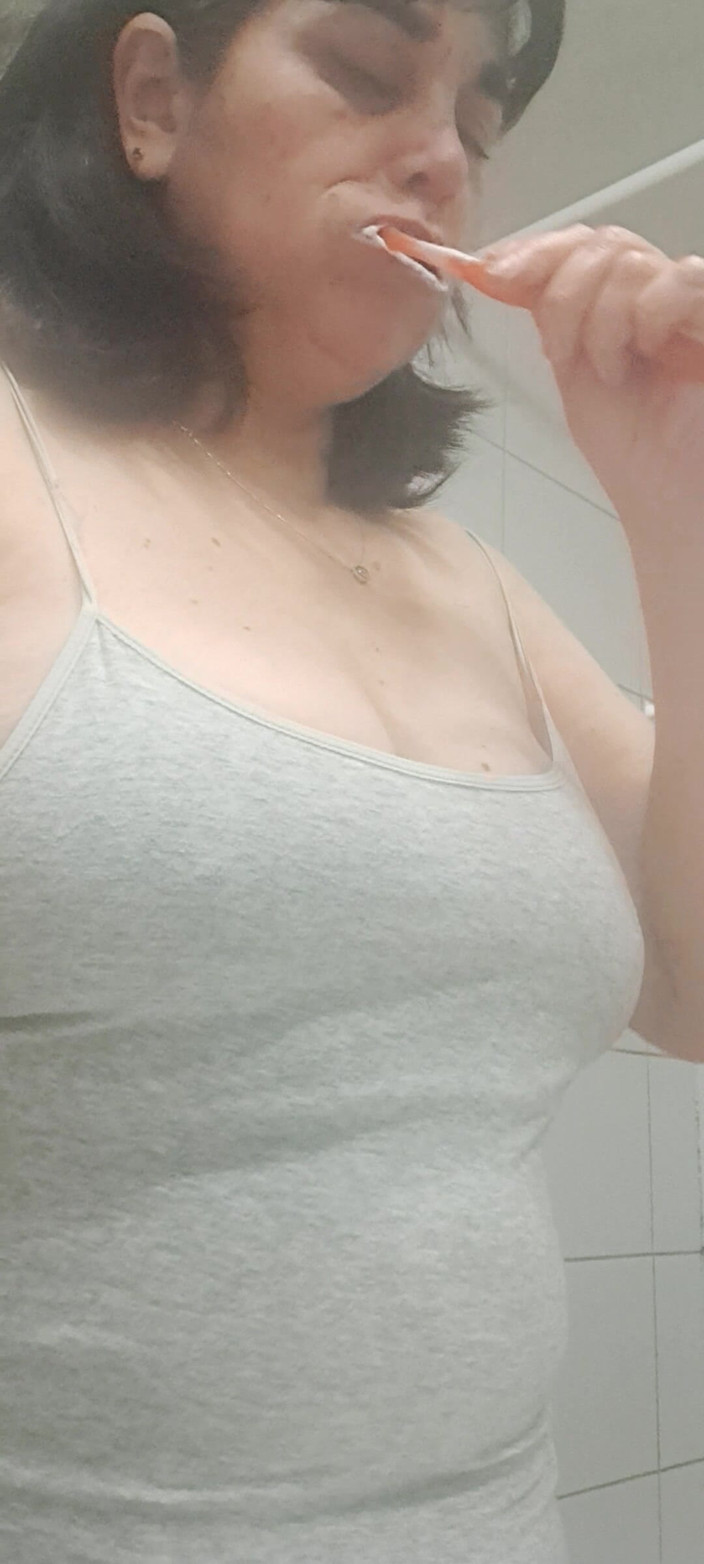 Mommy big hairy pussy: Pasta In Bocca