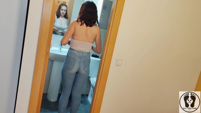 All You Can Fetish: Culo in jeans bianchi fetish tette che rimbalzano