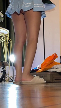 Nejžhavější sexy drobná vysokoškolačka přijde na módní zkoušku sexy spodního prádla, ukáže se, že to byl porno casting