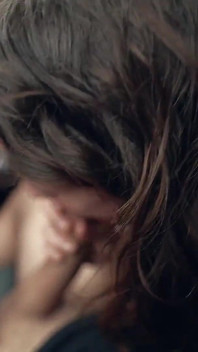 Horny Hitchhiker Give with Her Mouth for the Ride