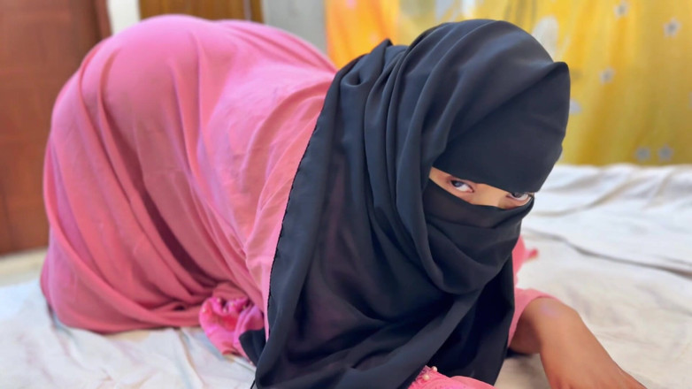 Aria Mia: Tôi ở một mình thiếu niên 18 tuổi đội khăn trùm đầu &amp; niqab hot...