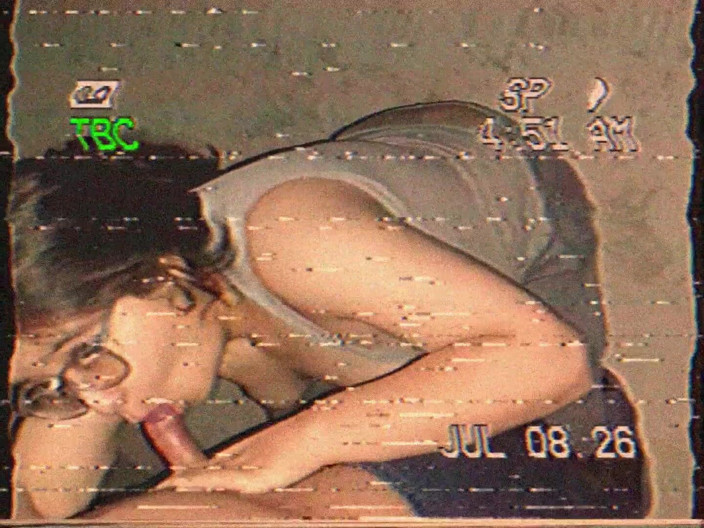 Aradia Murphy: VHSテープ - 自家製フェラチオとワイルドセックス