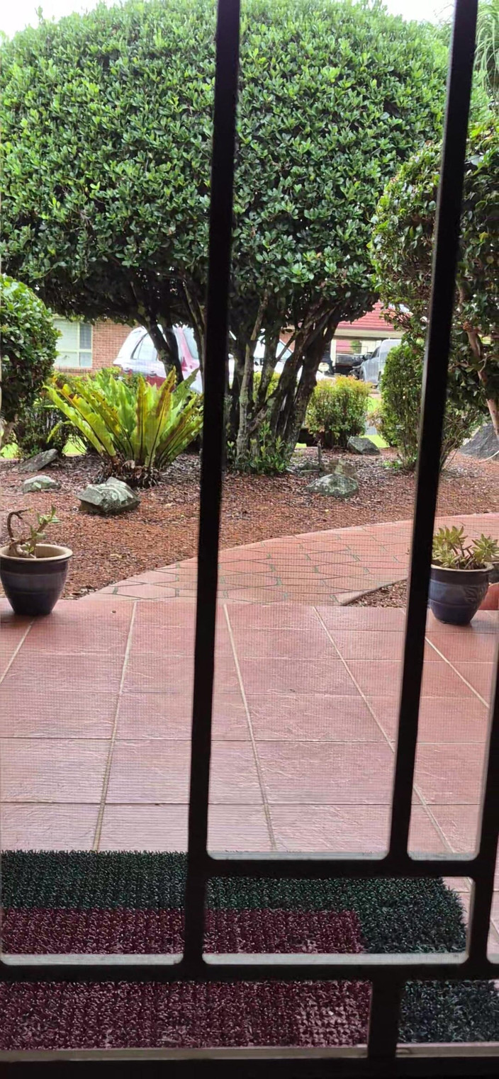 yogiyumyum: My Piss Hole