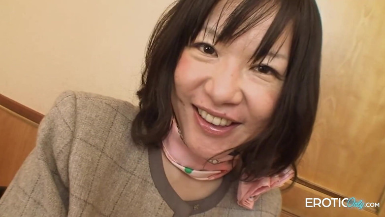Samurai XXX: Asian Hairy Wet Pussies of My Granny Fucked with Dildo...