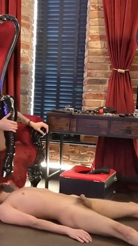 Boot Slut Worships My Boots