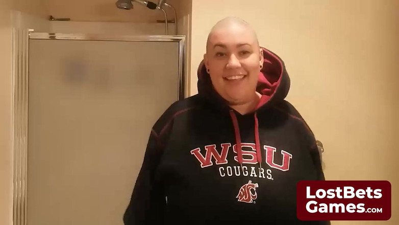 Lost Bets Games: Фінальна стриптиз-гра невдахи, залишена тільки в її бюстгальтері