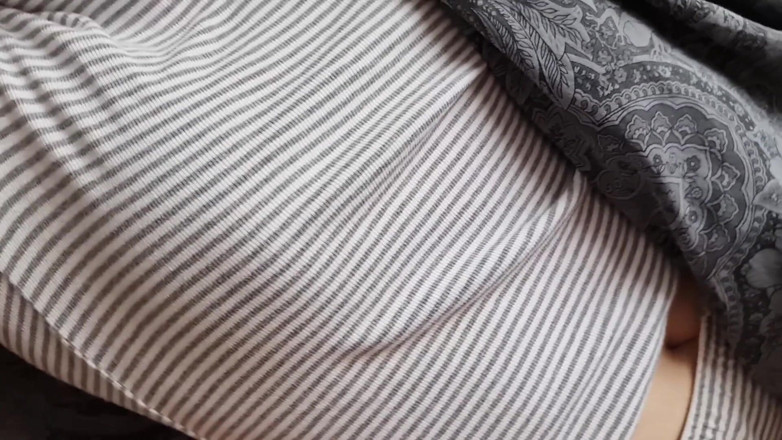 Cum_Passion: Aufwachen und riesiges sperma auf meine titäten