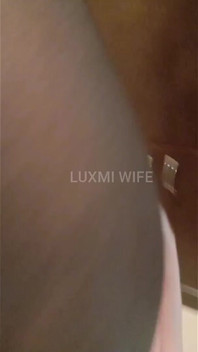 Seducing TV Repair Boy - Behind the Scenes of Wearing Saree