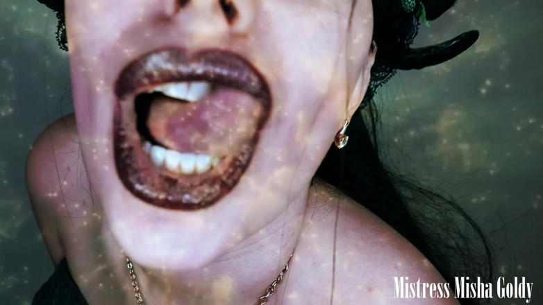 Goddess Misha Goldy: Adorazione, sega e sperma in bocca di Succubuss! Una scopata...