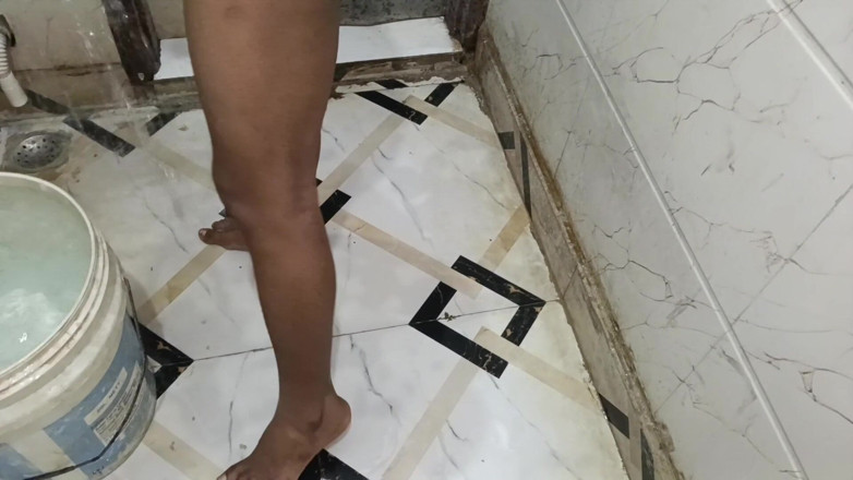 LateralChain349: Indian Girl Shaving and Pussy Play