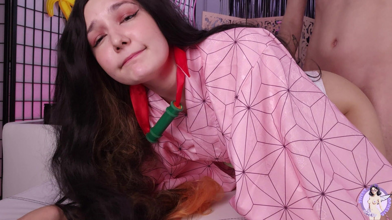 Sweet Ophelia: Žádostivá Nezuko ochutnala lidského ptáka