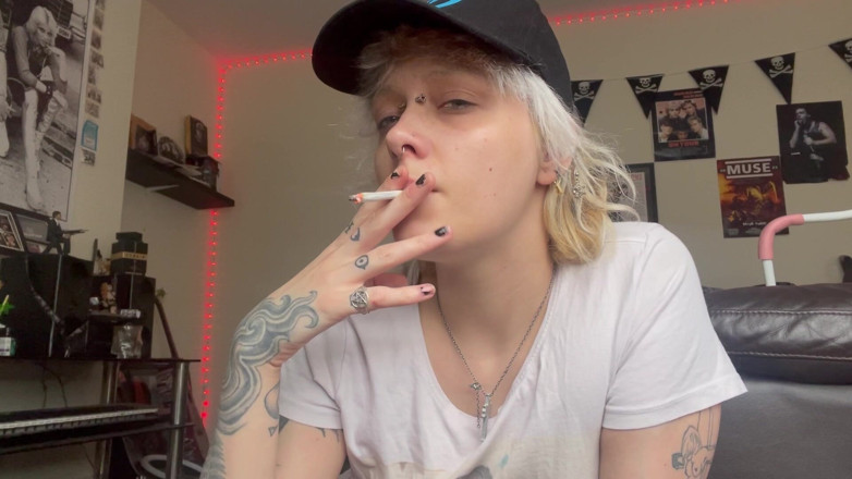 Glitterqueen1999: Fumo un trucco cig e nessun trucco compilazione
