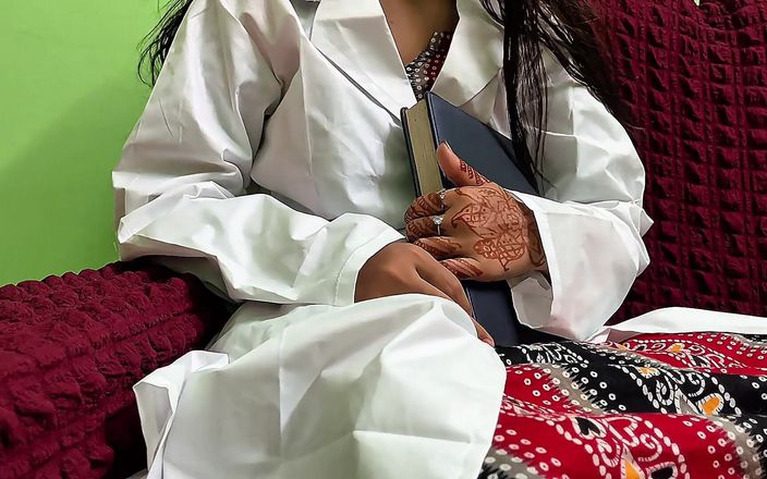 Kaleonjoybd: Seksi öğrencim beni gizlice sikmeyi teklif ettiğinde