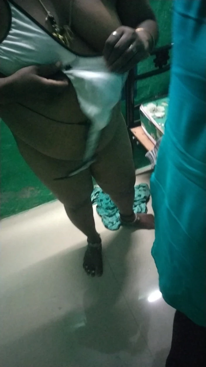 Tamil lesbian: Dress Wearing Hot Sex