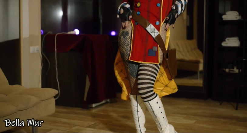 Bella Mur: Mad Moxxi se vymkla kontrole (Borderlands cosplay)
