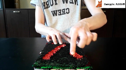 Saegin: [ASMR] Scratching textures, part 1 (no talking)