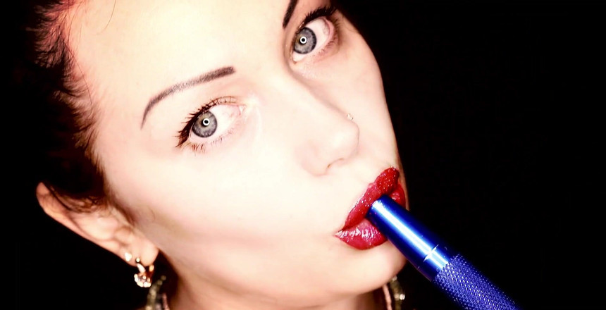 Goddess Misha Goldy: Uctívání mých kouřící rty