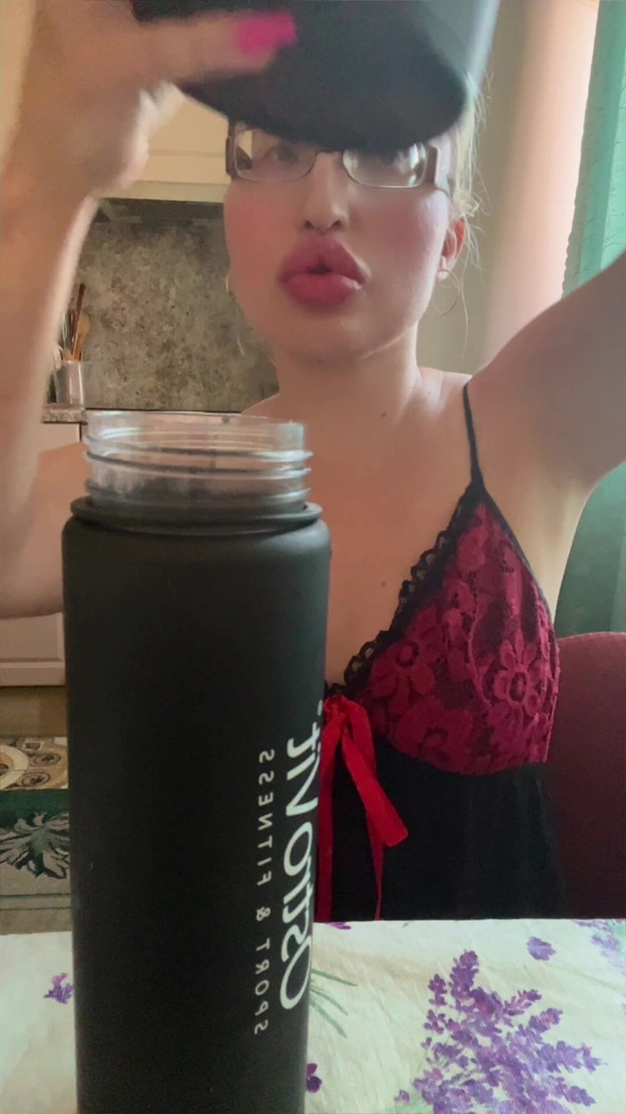 FinDom Goaldigger: Sportovní jídlo Asmr část 3
