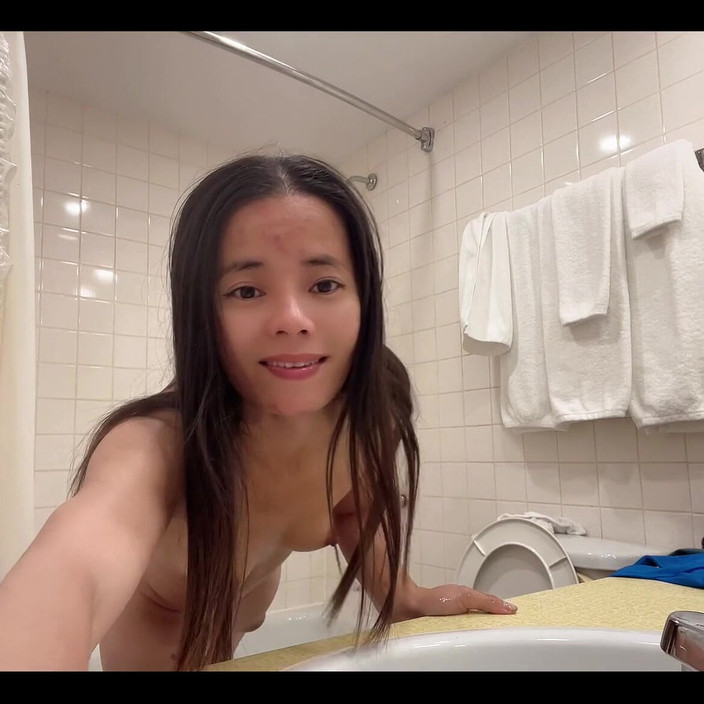 sweethanajapanese: Banyoda seksi seksi