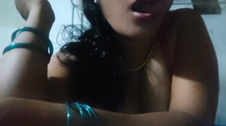 Gudibhabhi206: Hintli üniversiteli kız seks videosu