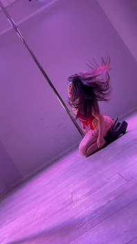 Short Exotic Pole Dancing for Teasing