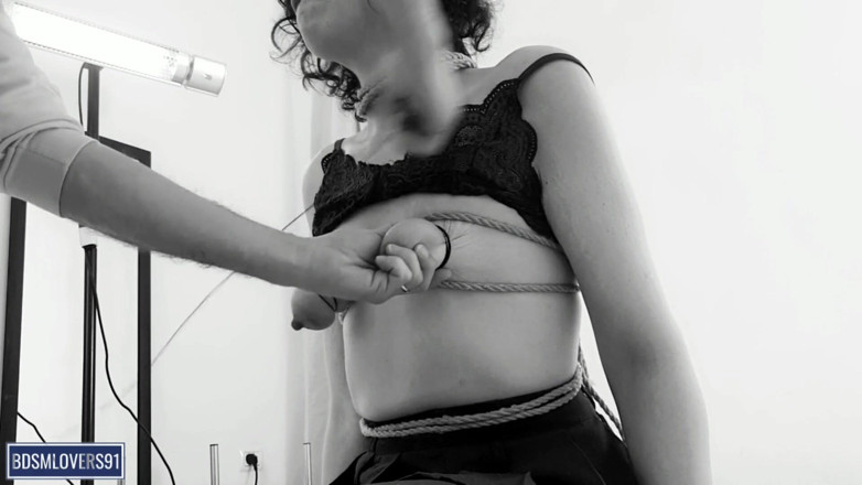 Bdsmlovers91: Sert göğüsler esareti beni çığlık attırdı!