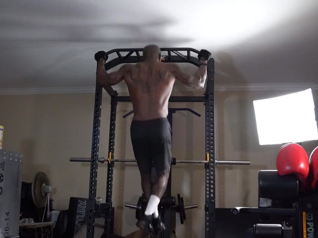 Resistance Training Workout. Hallelujah Johnson (Hallelujah Johnson)