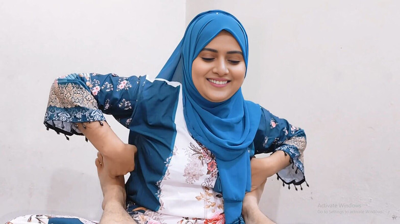 Your-Eshita: Hijabi vackra svägerska som har kul med sin svåger sex...