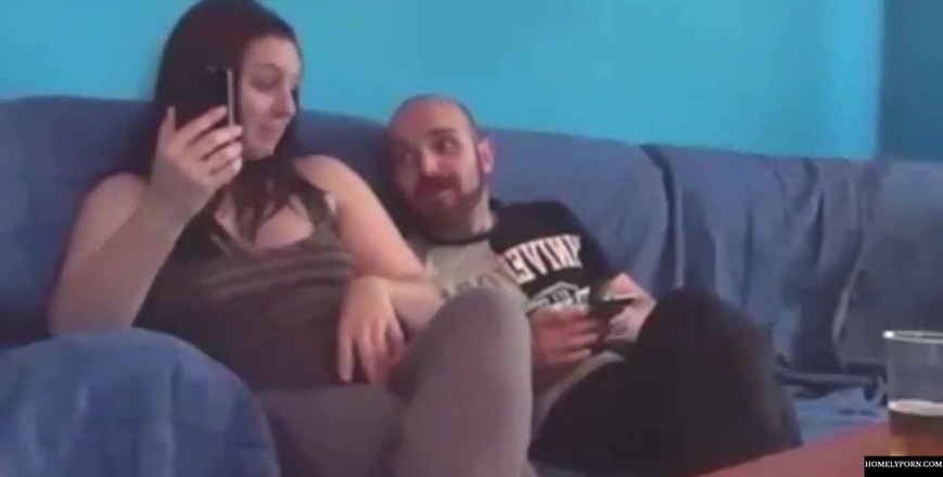 Pamela Sanchez: Sex de seară pe canapea