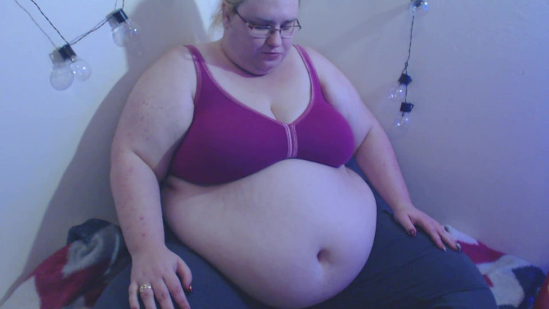 LaLaDelilah: Feedee Gluttony