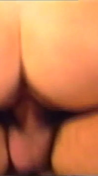 Memek berbulu istri bertopeng dientot sama orang asing (film lengkap)