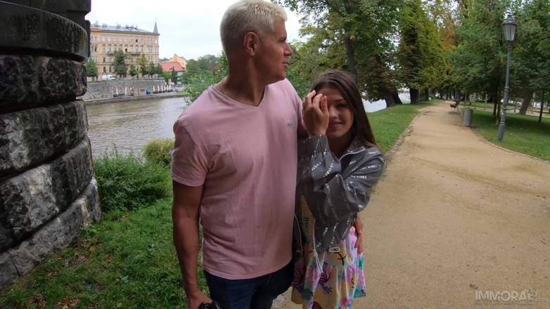Immoral Live: Bobry i creampies dla kaczek karmiących Cutie Serina Gomez - Część 1