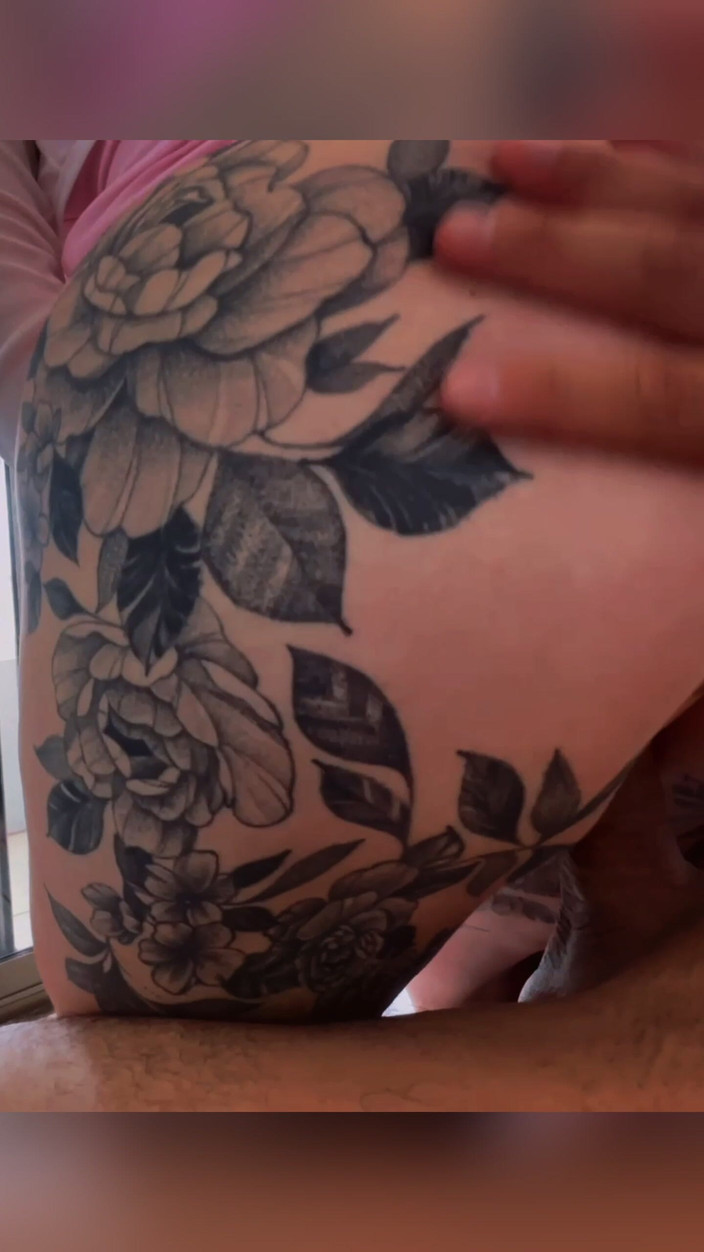 Kate jenn: 隣人のトゥーロンが私の小さなものを壊し、終わりを見るのを待つ