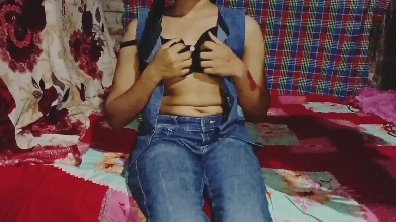 Deshi women: Une étudiante de 18 ans se fait baiser pour la première fois...
