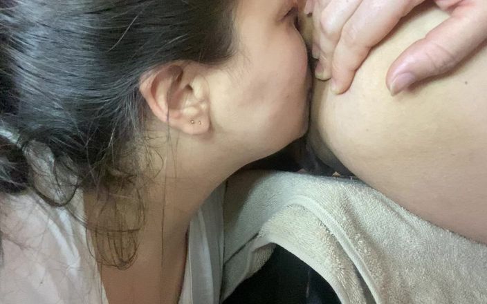 zoemelissa: Djup röv suger med mycket lång tunga