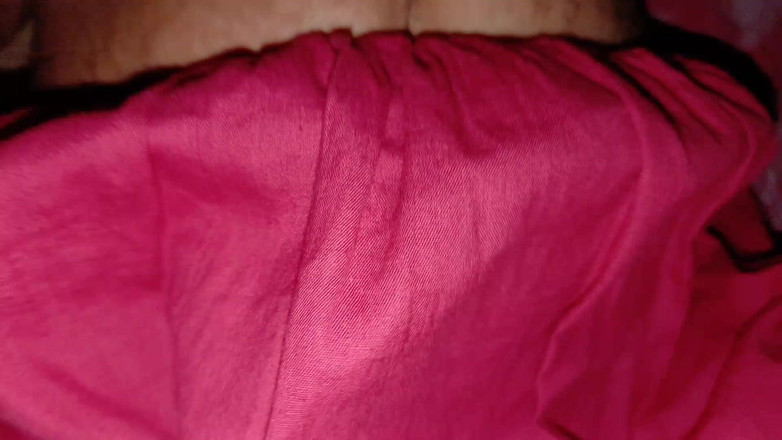Bithi69gril: 私の大きな料理人をしゃぶる私のガールフレンドはみんなを楽しんでください