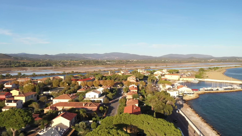 Jet sex prod: Француженка погано ходить у туалеті