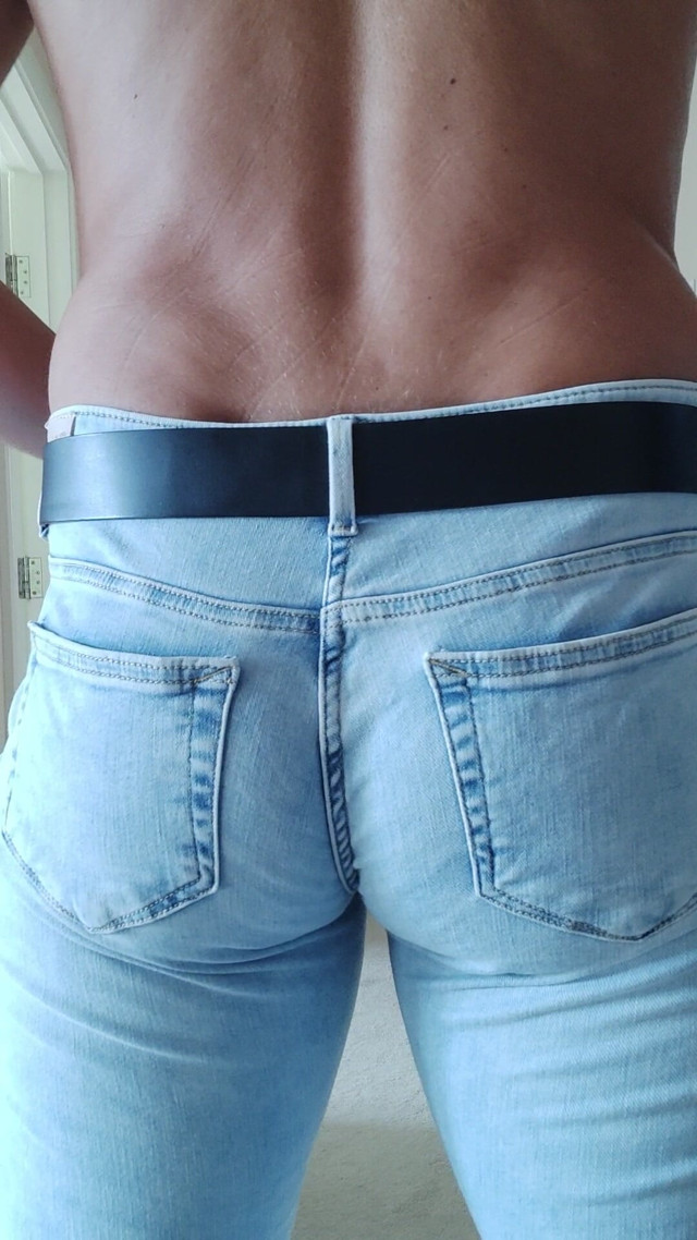 I Take My Skinny Tight Jeans for Date (Palsua19) I Take My Skinny Tight Jeans for Date (Palsua19)