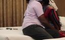 Luxmi Wife: Первая ночь карточной игры с бойфрендом - Suhaag Raat в шелковой сари - субтитры