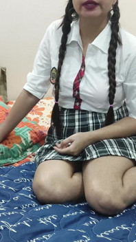 女大学生被狠操 - 带音频的印地语德西色情