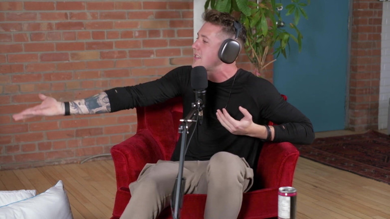 Pillow Talk: Greg o'gallagher akan mencuri pacarmu tanpa berusaha!!