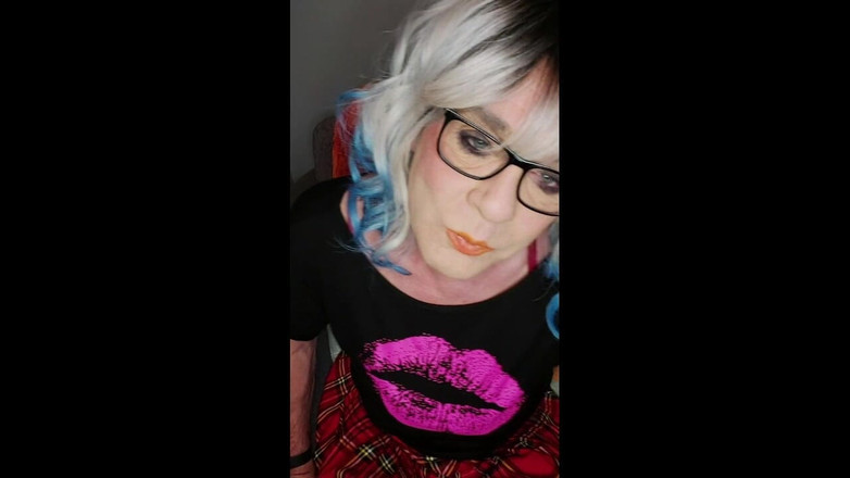 Juniperberi29: Beri Škádlí