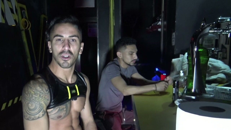 Fun raw sex with straight curious: Latino Twin Fucked B Mautre Boy