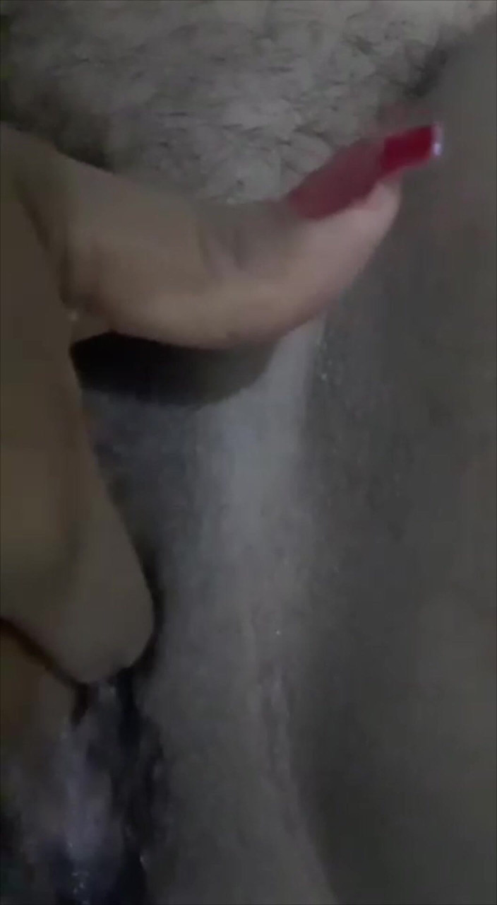 Arlen hub: Masturbace k orgasmu